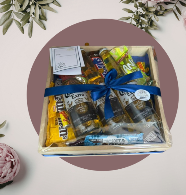 Caja de Regalo con Cervezas y Dulces