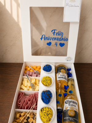 Caja de Aperitivos con Bebida
