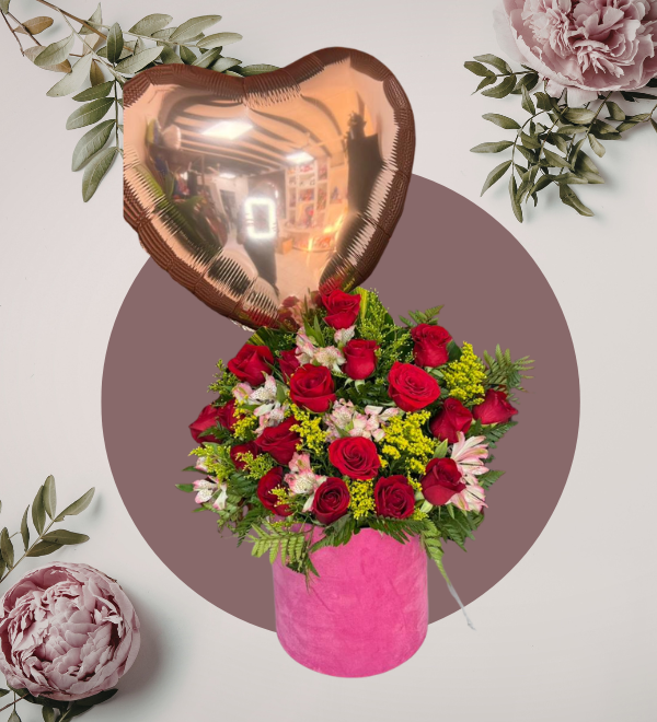 Arreglo Floral con Globo Corazón para Dama
